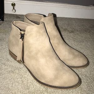 Light brown booties